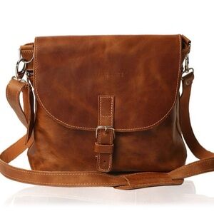 Epiphanie Sophia Burgundy Leather Crossbody Camera Bag Adjustable Strap